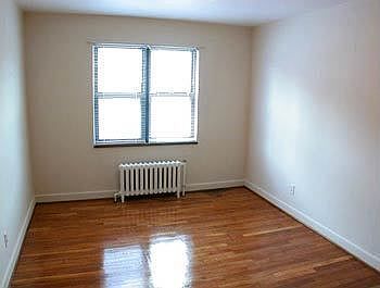 5th image of 2332 N High St APT 06