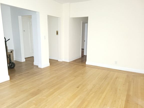 4th image of 11525 84th Ave APT 1C