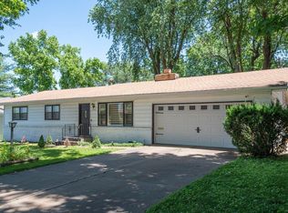 1840 S Nettleton Ave, Springfield, MO 65807