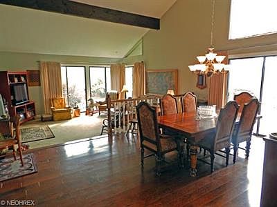 2nd image of 719-34 Creekside Dr