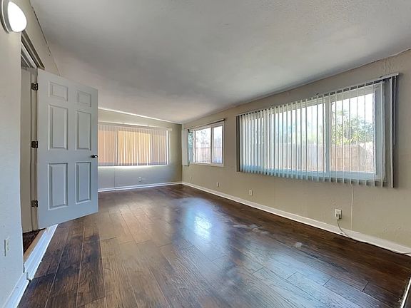 5th image of 1124 Dogwood Ave