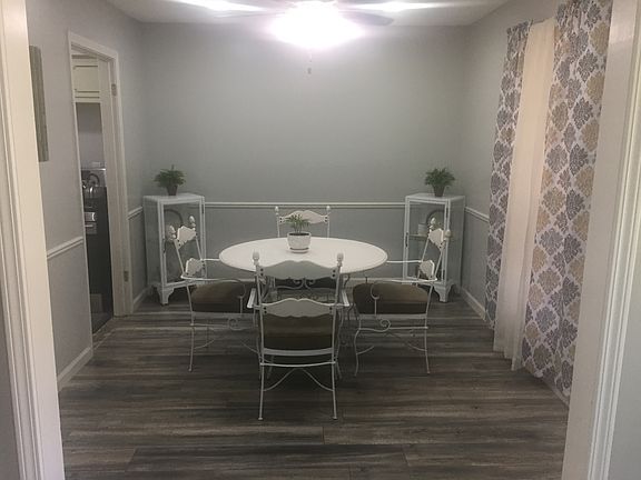 3rd image of 1005 Putting Green Dr
