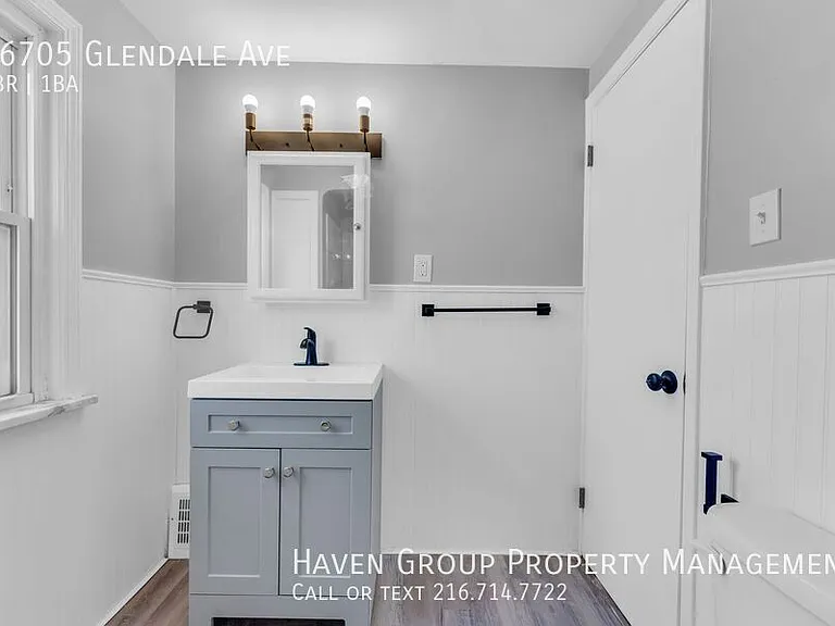 16705 Glendale Ave — Photo 22
