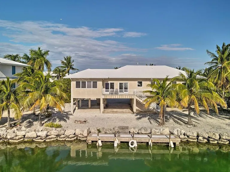 1310 Sugarloaf Blvd — Photo 3