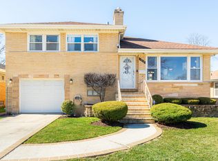 1214 Forest Rd, La Grange Park, IL 60526