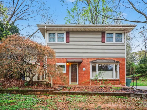 2501 Club Dr, Gastonia, NC 28054