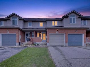 12 Ferncliffe St, Cambridge, ON N1T2C8