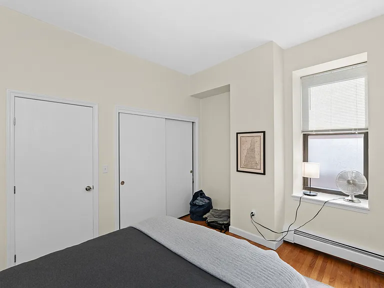 50 Main St #11 — Photo 10