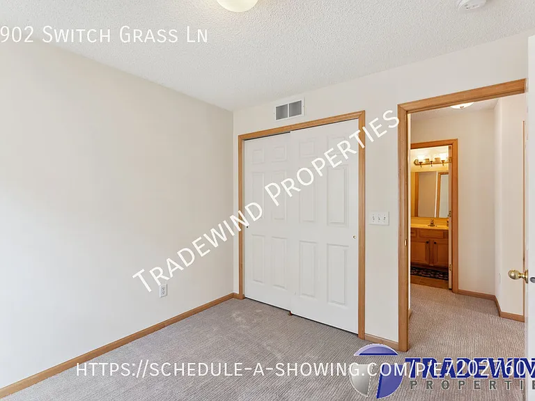 9902 Switch Grass Ln — Photo 20