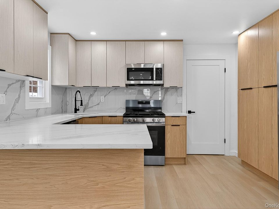 1st image of 145-03 123rd Avenue