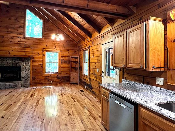 5th image of 187 Tiffany Ln