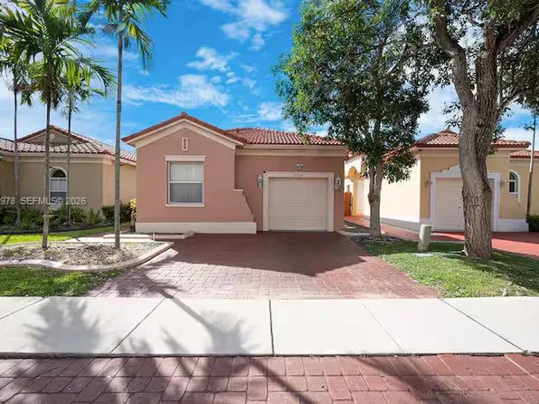 2327 NE 37th Ter, Homestead, FL 33033