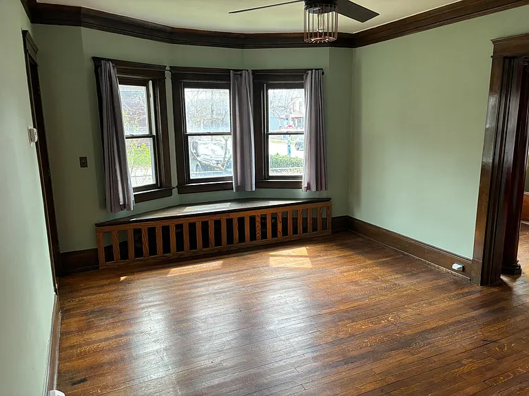 2055 W 41st St — Photo 10