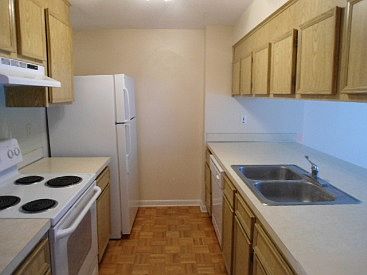 4th image of 5448 Tourmaline Dr