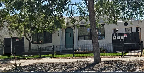 204 Harvard Dr SE #A Photo 1 204 Harvard Dr SE #A Photo 1