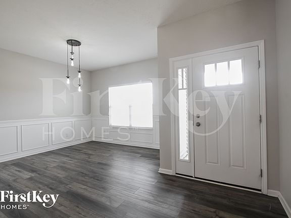 2nd image of 380 Thunderwood Dr