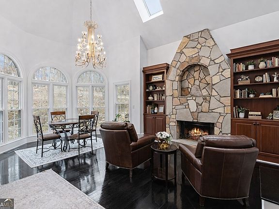 3rd image of 2878 Heather Row Rdg SW