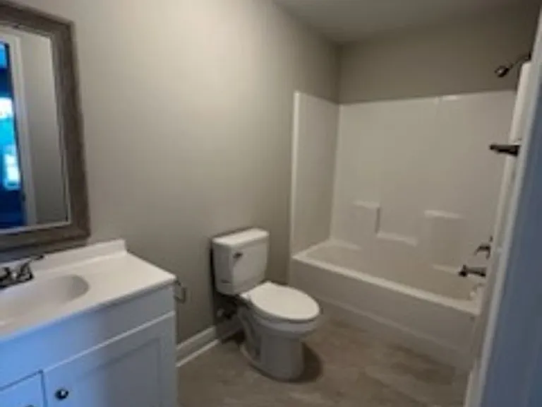 205 E Broad St #F — Photo 20