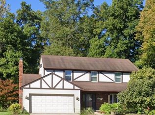 14390 Hastings Ct, Strongsville, OH 44136