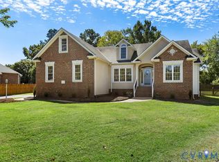 8132 Perrincrest Pl, Mechanicsville, VA 23116