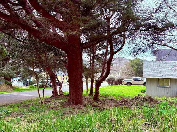 Tl2400 East St #7, Yachats, OR 97498