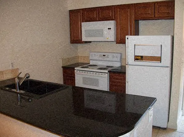 1200 College Ave #219 — Photo 8