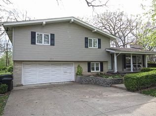 3339 Dell Oak Dr, Decatur, IL 62526