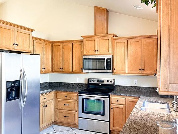 5th image of 313 Lauder Ln