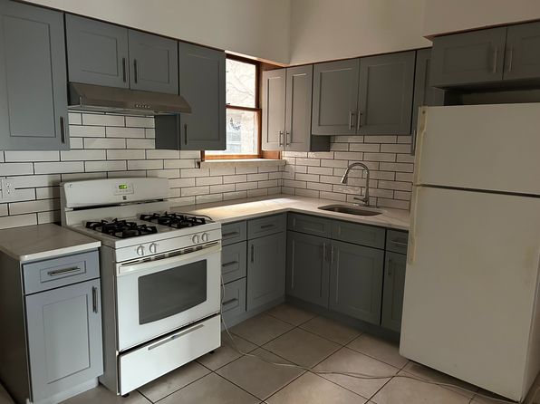 739 Harrison Ave APT 3