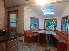 Great Kitchen and Dining Area