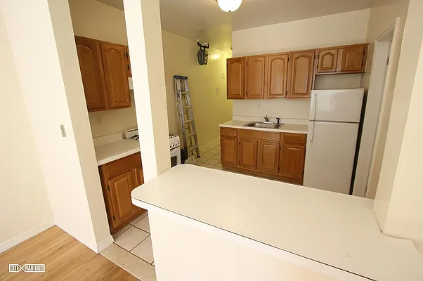 Rented by Citi Habitats | media 8