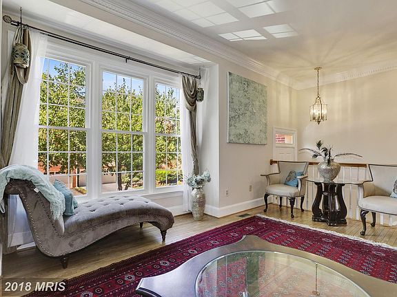 2nd image of 9956 Foxborough Cir