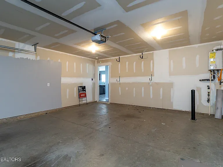 9420 Trout Lily Ln — Photo 19