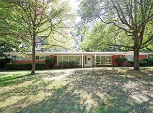 7 Haven View Dr, Saint Louis, MO 63141