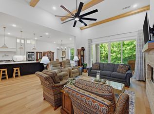 3717 Parkwood Ln, Denison, TX 75020