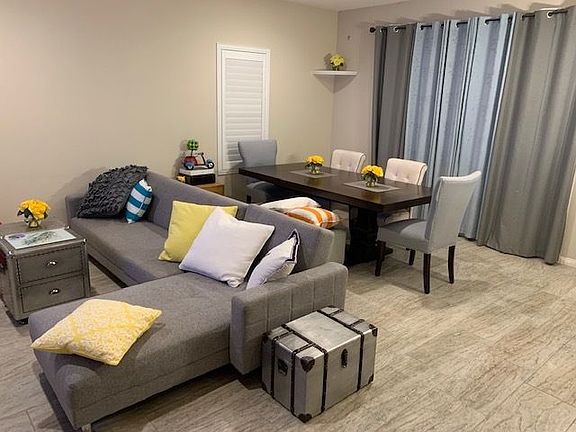 3rd image of 921 S Belterra Way