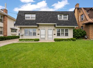 808-810 E New York St, Aurora, IL 60505