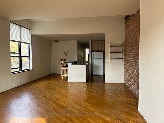 5th image of 21-42 45th Ave #3