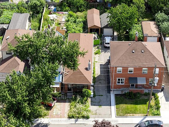 3rd image of 529 Winona Dr
