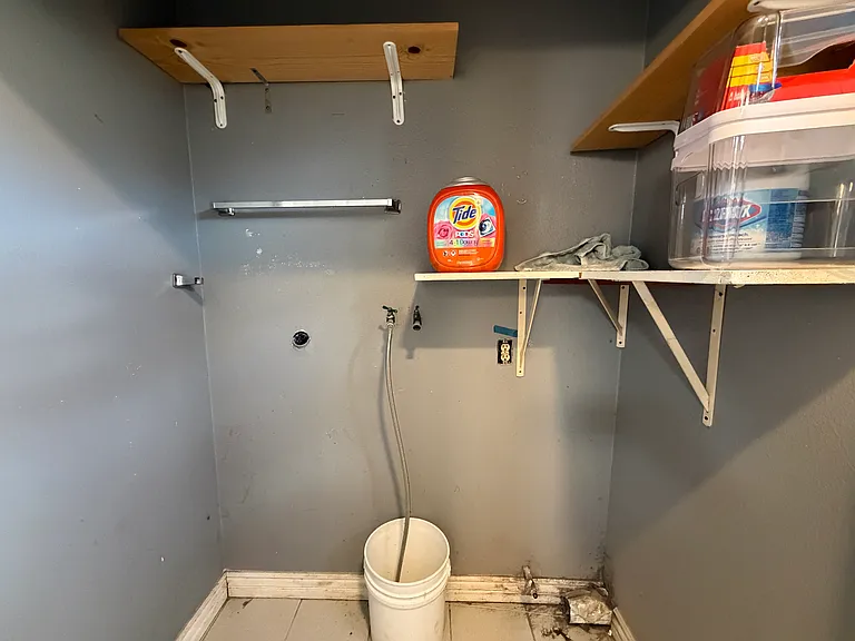 Washer hookups