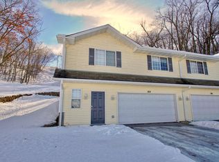 189 Oakmont Ln, Red Wing, MN 55066