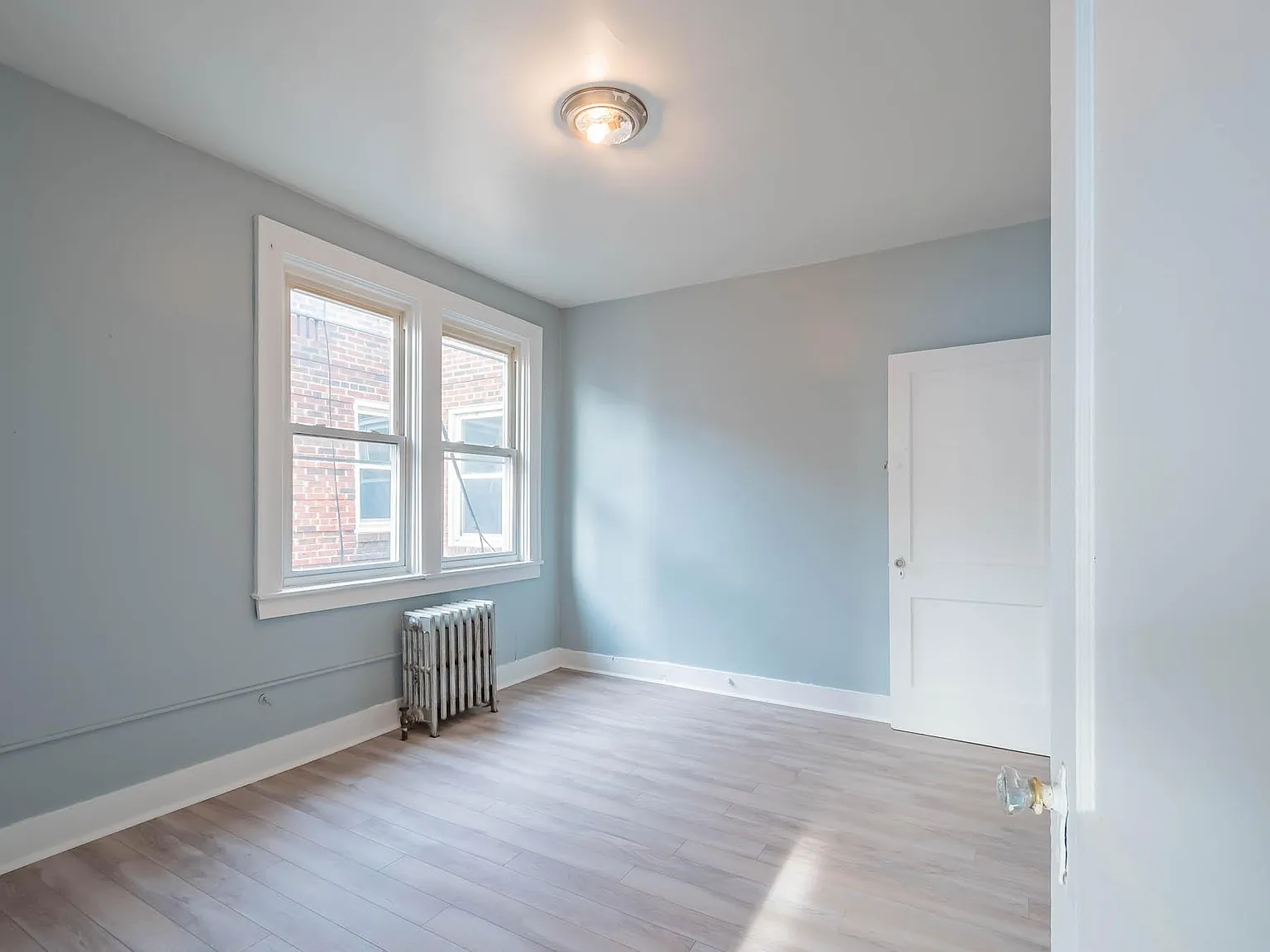 3 bed, 1250 sqft, $1,200 — Photo 4