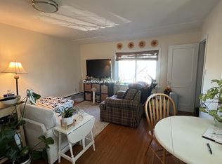 9 Cedar St #3, Cambridge, MA 02140