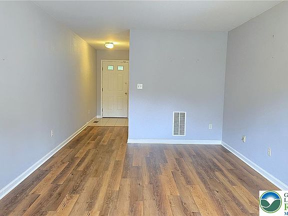 2nd image of 6668 Pioneer Dr