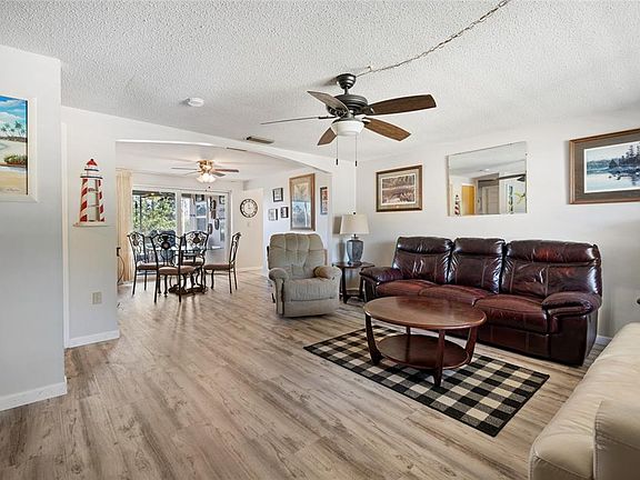 288 Annapolis Ln, Rotonda West, FL 33947 | MLS #D6133344 | Zillow