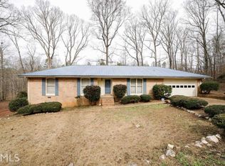 1374 Pine Hill Dr, Elberton, GA 30635