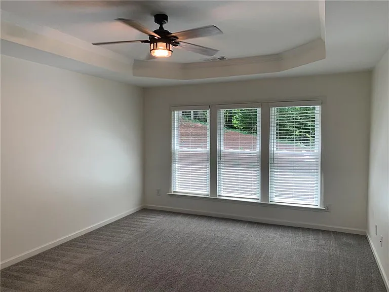 3470 Stoneham Dr — Photo 14