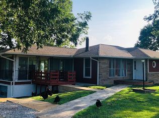 160 Vella East Ln, Columbia, IL