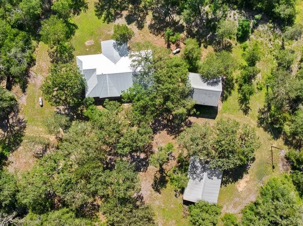244 Woodway Dr, Elgin, TX 78621