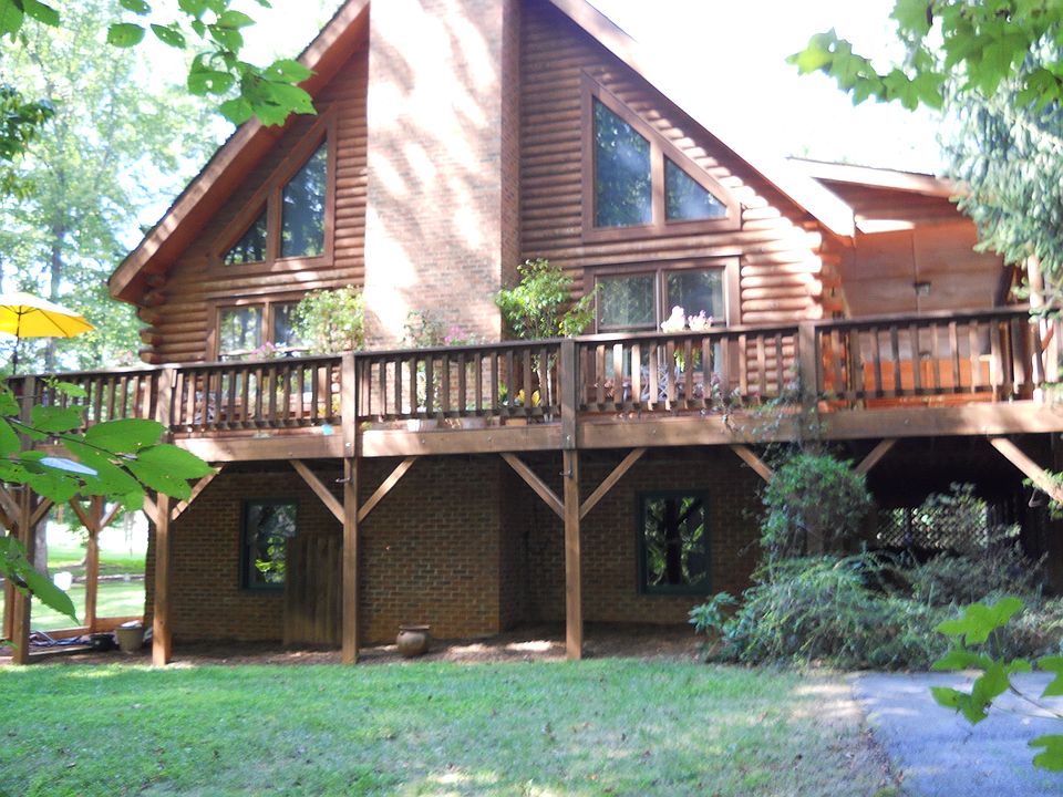 1st image of 6907 Wooden Rail Ln